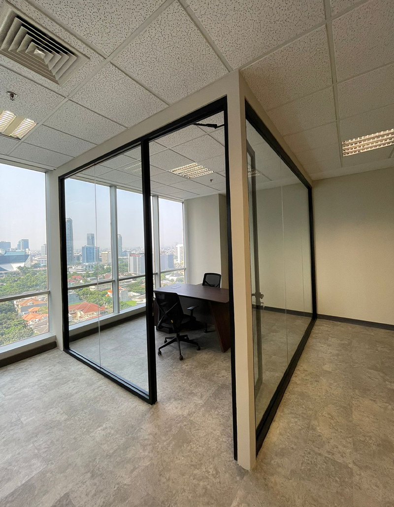 Partitioned office ready for lease in South Jakarta Partitioned office ready for lease in South Jakarta