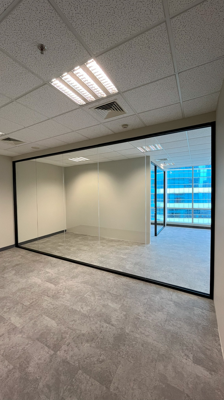 Flexible partitioned office for businesses in South Jakarta Flexible partitioned office for businesses in South Jakarta
