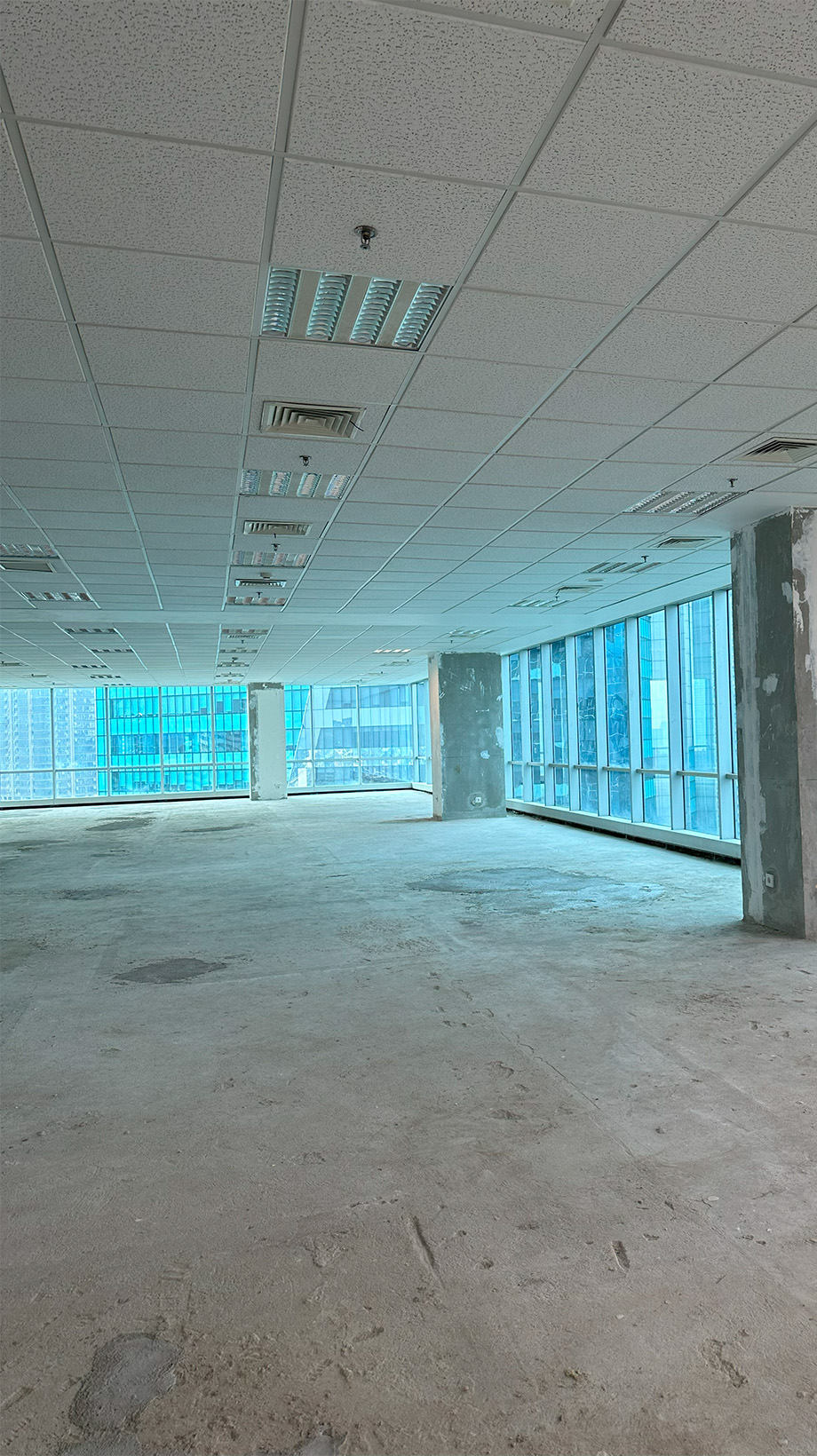 Unfurnished office space in Menara Sun Life for tailored workspace setup