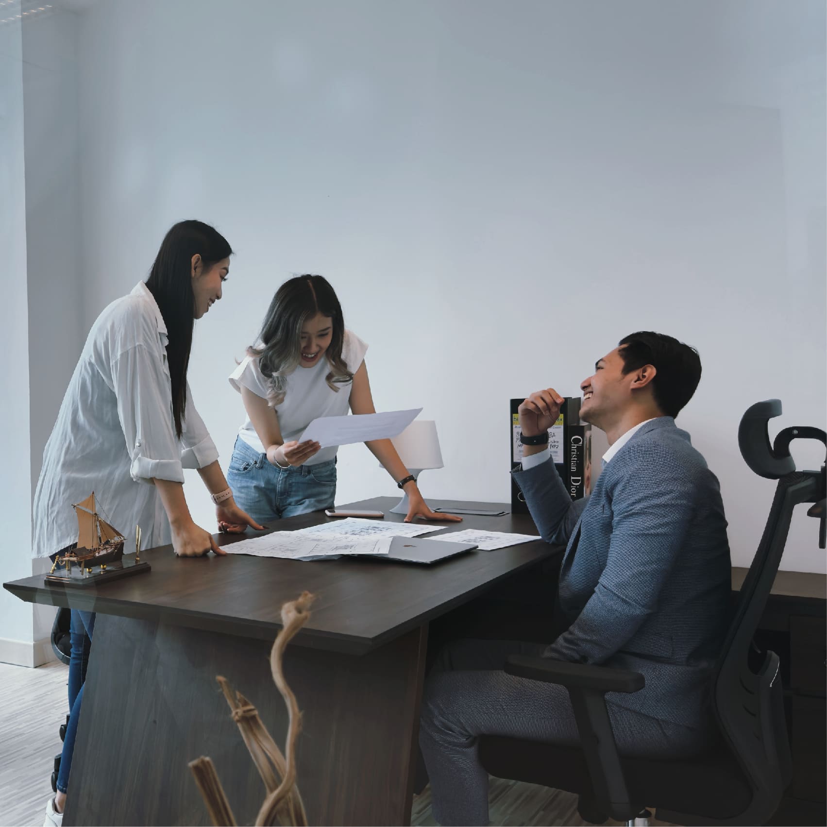 Office Space Gedung Menara Sun Life Jakarta Selatan