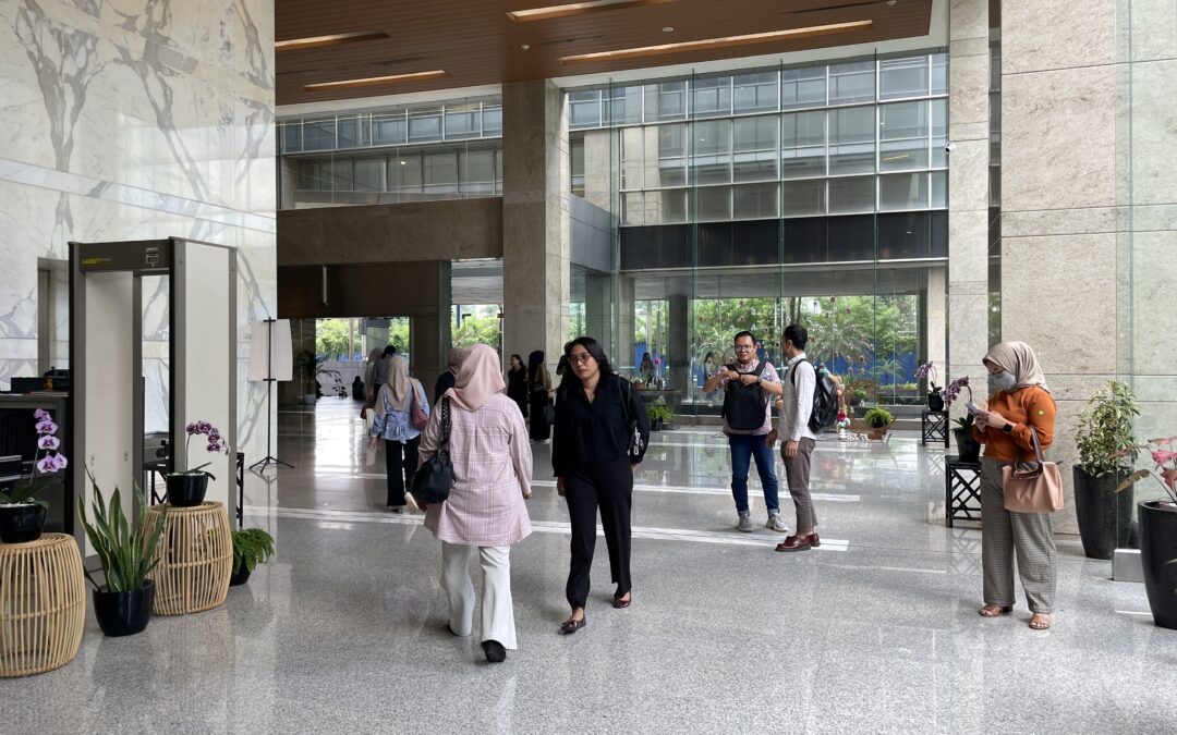 Tired of Cold, Uninspiring Offices? Discover a Workplace That Actually Feels Friendly